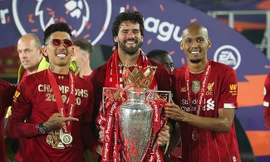 Fabinho bị trộm đột nhập tại nhà riêng khi đang ăn mừng chức vô địch