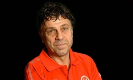 Bác sĩ Bernard Gonzalez. 