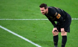 Lionel Messi cũng không cứu được Barcelona.