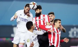 Real bị loại khỏi siêu cúp, Zidane vẫn bảo vệ trò cưng