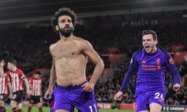 Mohamed Salah ăn mừng trước Southampton