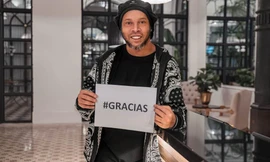 Ronaldinho gửi lời cảm ơn từ khách sạn Palmaroga.