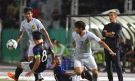 Keisuke Honda thua trận ra mắt tuyển Campuchia