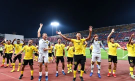 Tuyển Malaysia rất hưng phấn sau khi loại Thái Lan