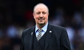 HLV Rafa Benitez chính thức đến CLB Dalian Yifang.
