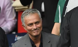 HLV Mourinho từ chối 100 triệu euro từ Trung Quốc.