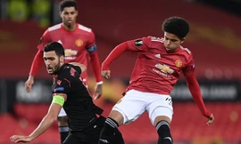 M.U đi tiếp ở Europa League, sao trẻ ghi tên vào lịch sử