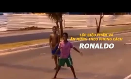 ‘Siêu phẩm’ bóng đá đường phố gây sốt giữa dịch COVID-19