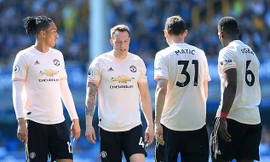 Các cầu thủ M.U bị chỉ trích thậm tệ sau trận thua Everton
