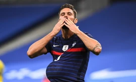 Giroud lập cú đúp ở trận thắng Ukraine 7-1