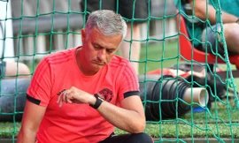 Jose Mourinho bất ngờ tỏ ra hiền lành với các học trò