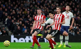 Son Heung-min ghi bàn, Tottenham vẫn sa lầy khủng hoảng