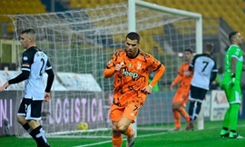 Ronaldo tỏa sáng với cú đúp vào lưới Parma