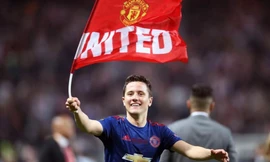 Ander Herrera chính thức rời M.U