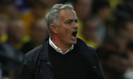 HLV Jose Mourinho không hài lòng vì học trò bỏ lỡ quá nhiều cơ hội