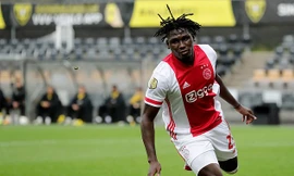 Lassina Traore đóng góp 5 bàn thắng cho Ajax.