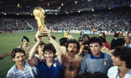 Huyền thoại bóng đá Italia Paolo Rossi qua đời