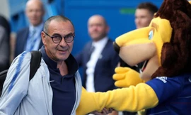 HLV Maurizio Sarri thừa nhận Chelsea đang kém Liverpool.