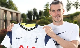 Gareth Bale rạng rỡ trở lại Tottenham.