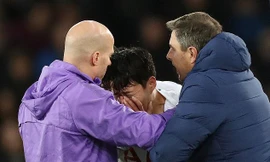 Son Heung-min khóc nức nở sau khi Gomes gãy cổ chân.