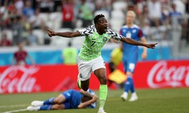 Musa ăn mừng bàn mở tỷ số