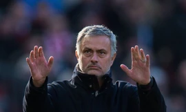 Mourinho cho rằng Anh nên giữ HLV Gareth Southgate 