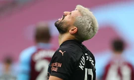 Sergio Aguero tiếp tục vật lộn với chấn thương.