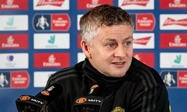 Bị chê không đủ uy dẫn dắt M.U, HLV Solskjaer phản pháo gay gắt