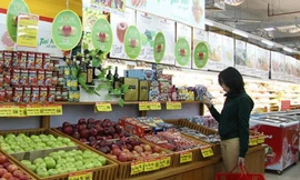 Siêu thị tiếp tục khuyến mãi sau Tết