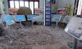 Nhếch nhác Hòn Mun