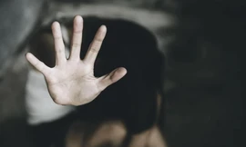 Teen nên làm thế nào để bảo vệ bản thân trước sự tấn công của "yêu râu xanh"?