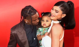 Niềm vui nhân đôi, Kylie Jenner vừa thông báo mang thai đã trở thành "Nữ hoàng Instagram"
