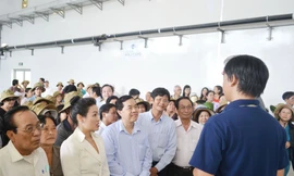 Công bộc cũng học cách bảo vệ môi trường