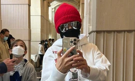 'Sao' Hoa ngữ với muôn vàn phong thái thời kỳ cách ly khiến cộng đồng mạng 'đứng hình'