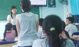 Trường 'xịn' nặng ngoại ngữ, nhẹ chuyên môn