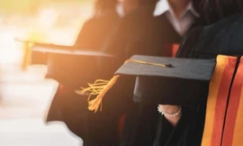 Thủ tướng yêu cầu tăng cường kiểm tra chất lượng luận văn, luận án