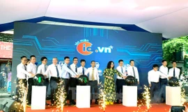 Sinh viên, thanh niên được miễn lệ phí đăng ký sử dụng tên miền quốc gia .vn