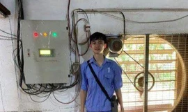 Tủ điều khiển thông minh và 'tham vọng' của nhóm sinh viên mê công nghệ