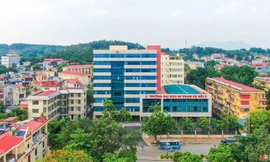 Thành lập trường THCS, THPT Sư phạm thuộc ĐH Sư phạm Hà Nội 2