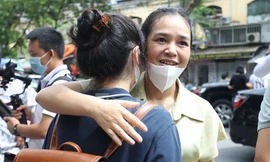 Phụ huynh nên ứng xử thế nào với khủng hoảng tâm lý của con sau khi biết kết quả thi?