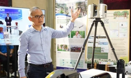 Trường Đại học tổ chức triển lãm “Rừng và Biến đổi khí hậu”