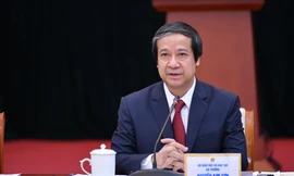 Bộ trưởng GD&ĐT Nguyễn Kim Sơn: Tăng thu nhập cho giảng viên là một vấn đề khó