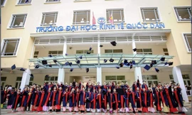 Trường Đại học Kinh tế Quốc dân lý giải việc một số sinh viên bị 'giam bằng'