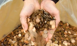 Chàng rể tìm thấy kho báu bí mật hàng thập kỷ của bố vợ