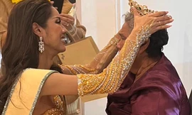 Á hậu 5 quỳ lạy bà ở chung kết Hoa hậu Hòa bình Thái Lan 2023