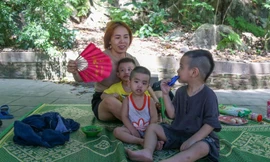 Mất điện, người Hà Nội chui hang động trốn nóng