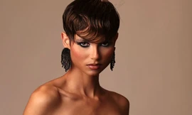 Tân Hoa hậu Pháp bị bắt nạt trên mạng