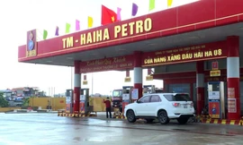 Từ 270 tỷ tại Quỹ bình ổn xăng dầu của dân bị ngân hàng thu nợ: 'Thả gà ra đuổi'