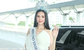 Bùi Quỳnh Hoa đi thi Hoa hậu Hoàn vũ sau khi thừa nhận hút bóng cười