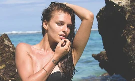 Người đẹp Anh bị bắt vì vận chuyển 13 kg chất cấm 